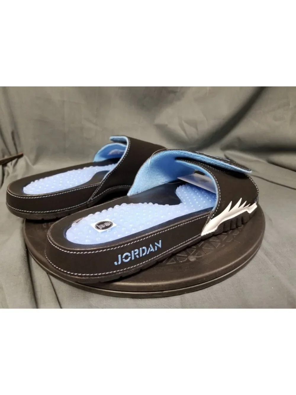 Jordan Hydro V Retro Sandals Black/Blue/White 555501 004 Mens Size 8 NEW w/TAG